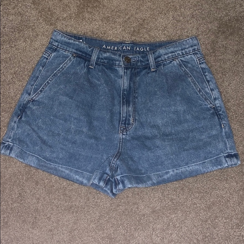American Eagle mom jean shorts